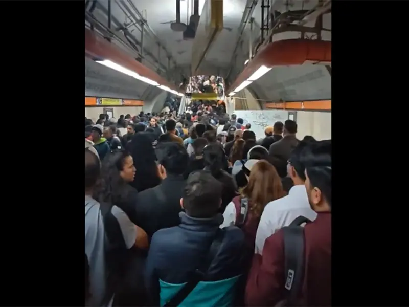 Usuarios del Metro CDMX exigen que reparen escaleras eléctricas en Mixcoac, Línea 7