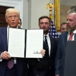 Impone Trump aranceles recíprocos de entre 10 y 41 a decenas de países