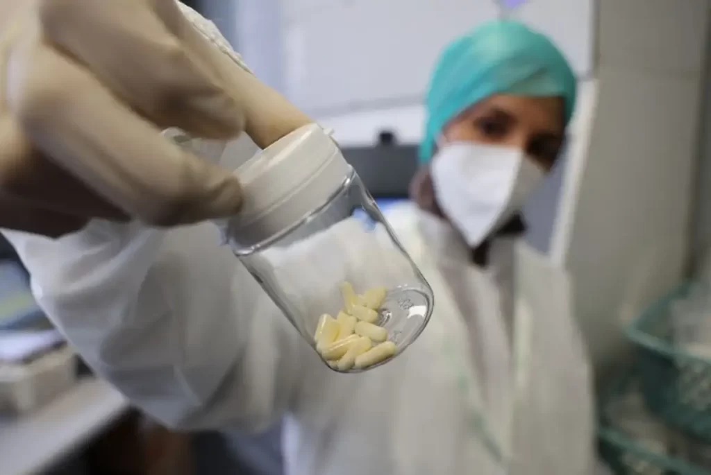 Inversión conjunta de más de 12 mil mdp en sector farmacéutico, anuncia Sheinbaum