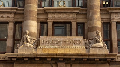 Banxico baja la tasa a 7.5 y deja abierta la puerta a más ajustes