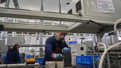 Economía apunta tres meses a la baja industria tendrá su mayor caída