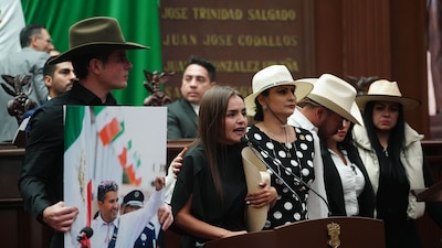 Discurso de Grecia Quiroz Reunión con Sheinbaum no fue para doblar las manos, fue para exigir justicia